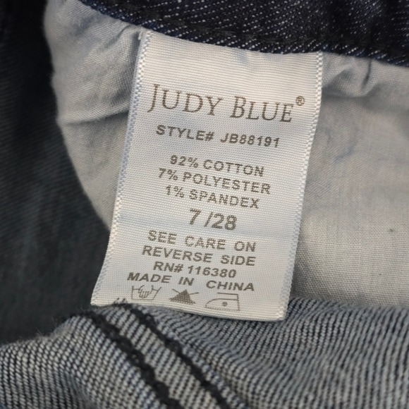Judy Blue Relaxed Fit Distressed Ankle Skinny Jeans Womens Size 7/28 Denim - Picture 9 of 10